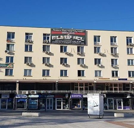 Хотел Дунав Свищовホステル エクステリア 写真